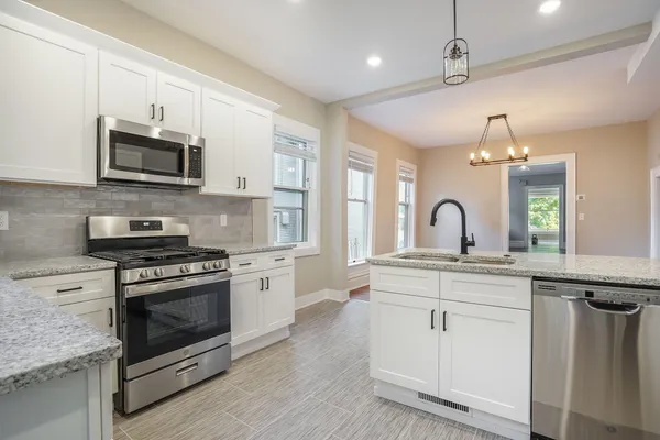 $914,000 | 340 Cherry Street Southeast, Grand Rapids, MI 49503