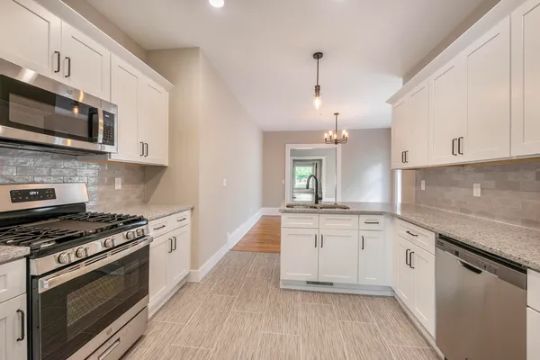 $914,000 | 340 Cherry Street Southeast, Grand Rapids, MI 49503