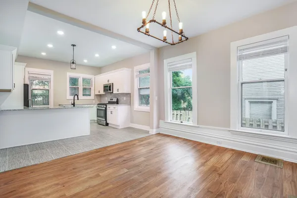 $914,000 | 340 Cherry Street Southeast, Grand Rapids, MI 49503