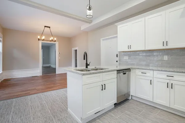 $914,000 | 340 Cherry Street Southeast, Grand Rapids, MI 49503