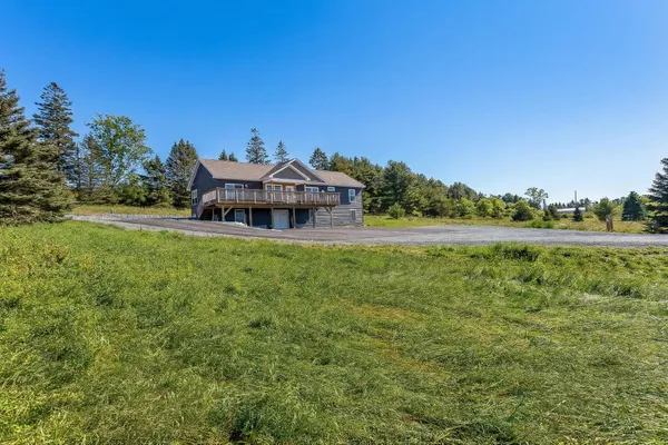 $798,000 | 18 Farms Edge Road, Lamoine, ME 04605