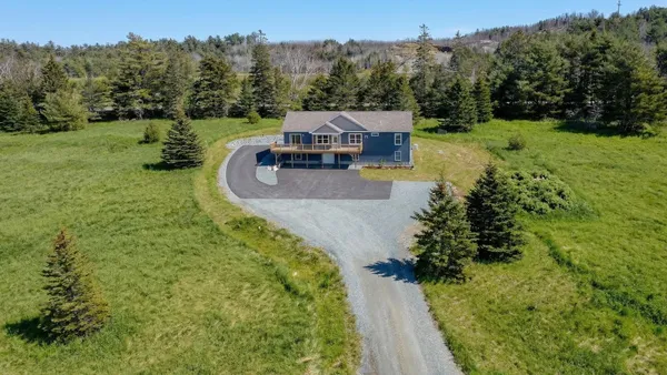 $798,000 | 18 Farms Edge Road, Lamoine, ME 04605