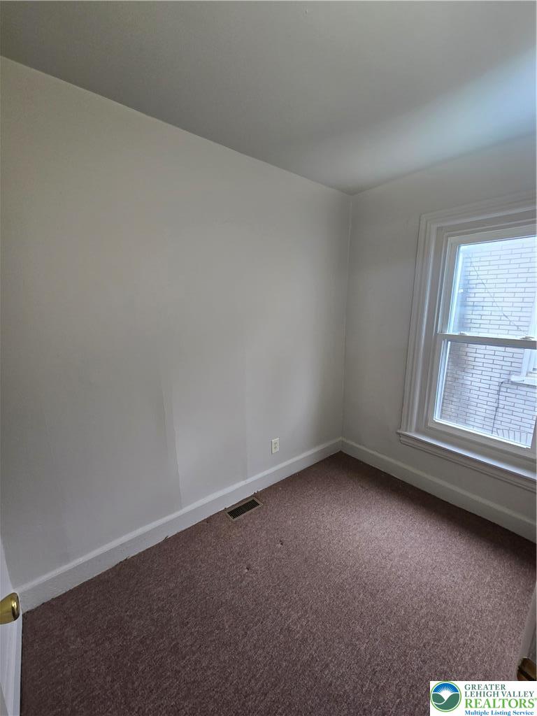 407 North 4th Street Allentown, PA 18102 - Photo 10 of 12 office