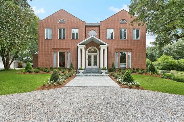 $1,265,000 | 291 Garden Road, River Ridge, LA 70123