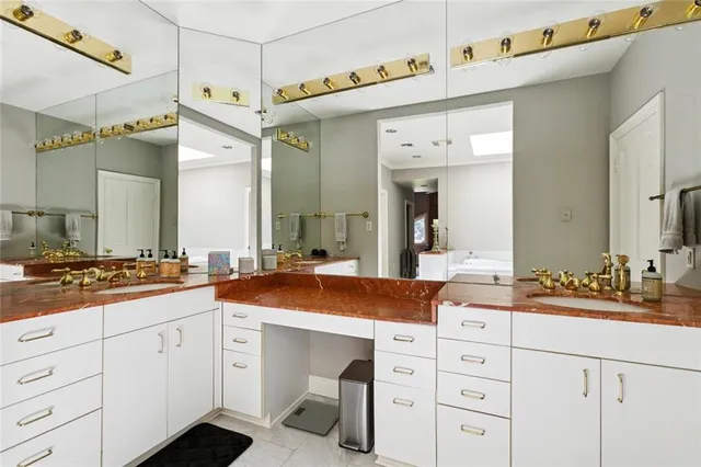 $1,265,000 | 291 Garden Road, River Ridge, LA 70123