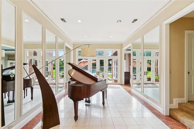 $1,265,000 | 291 Garden Road, River Ridge, LA 70123