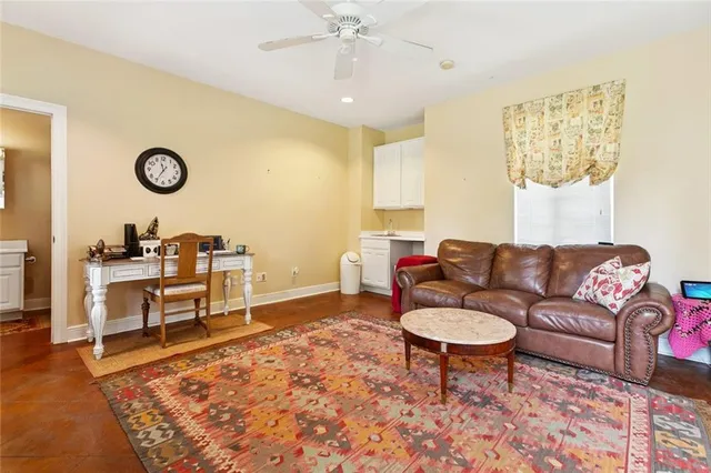 $1,265,000 | 291 Garden Road, River Ridge, LA 70123