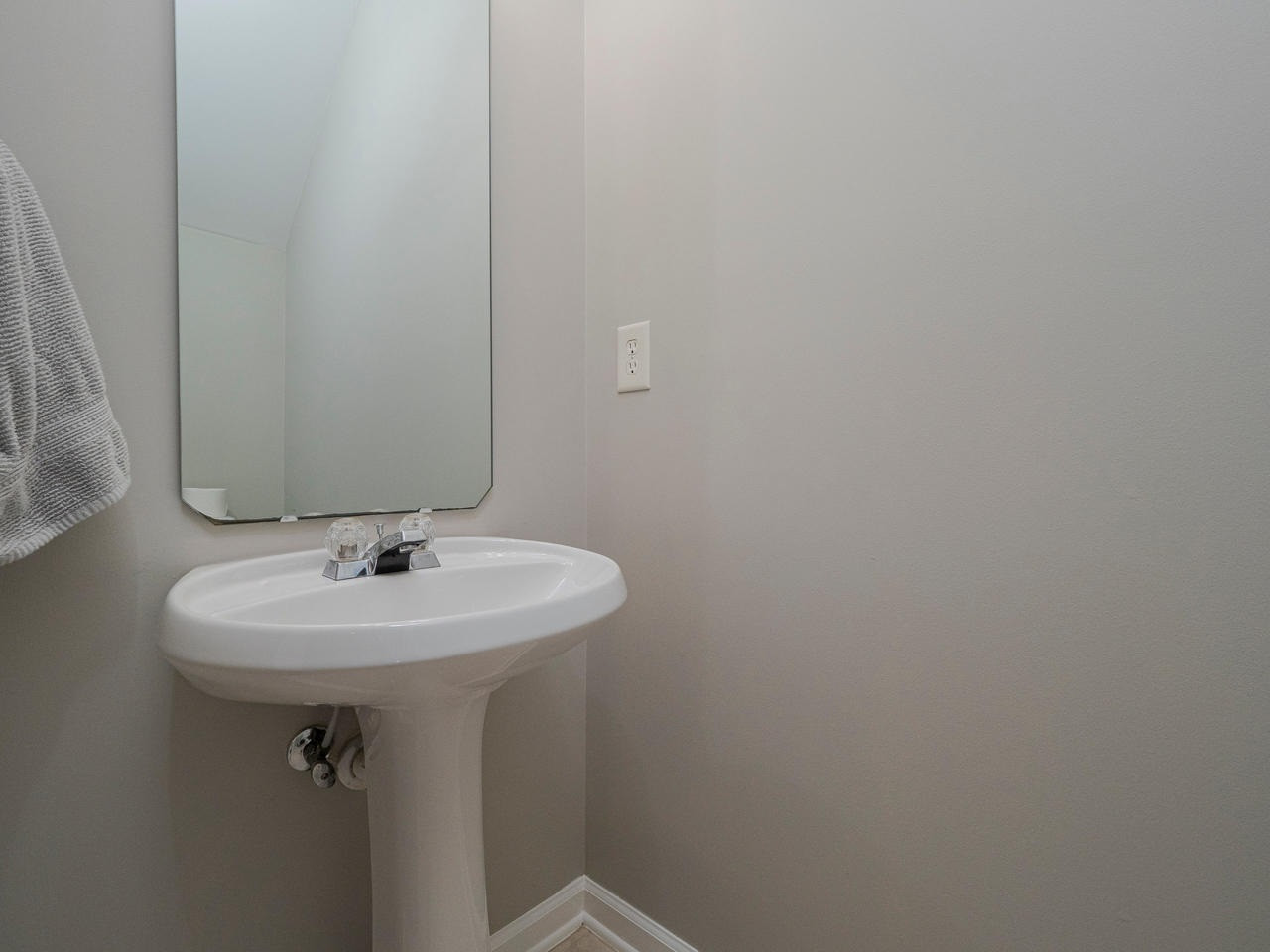 8235 City Loft Court Raleigh, NC 27613 - Photo 7 of 15 Photo 7