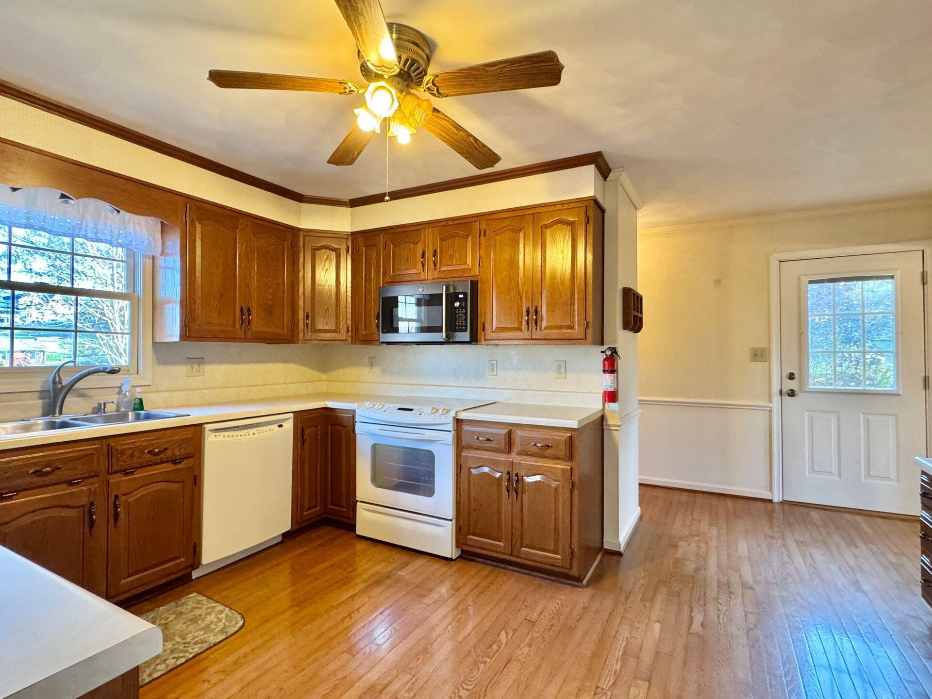 8221 Olde Tavern Road Roanoke, VA 24019 - Photo 17 of 75 17