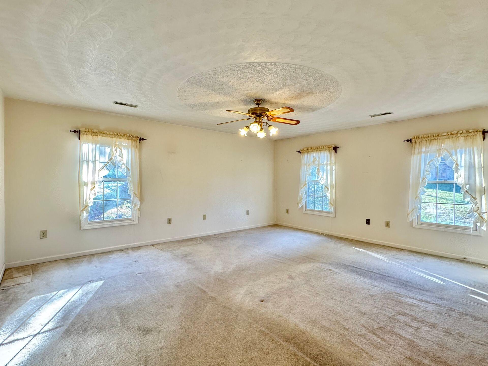 8221 Olde Tavern Road Roanoke, VA 24019 - Photo 28 of 75 28