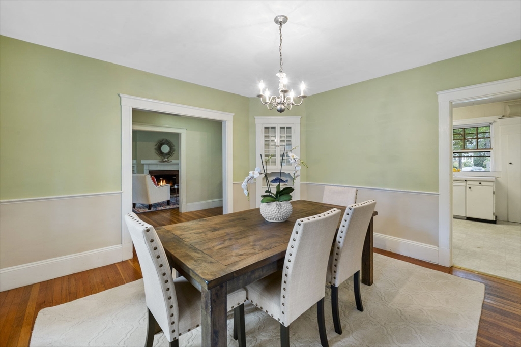 18 Cedar Street Marblehead, MA 01945 - Photo 15 of 36