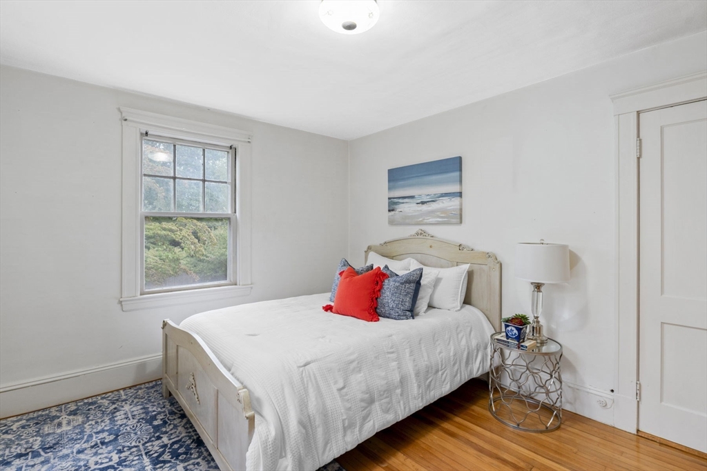 18 Cedar Street Marblehead, MA 01945 - Photo 27 of 36