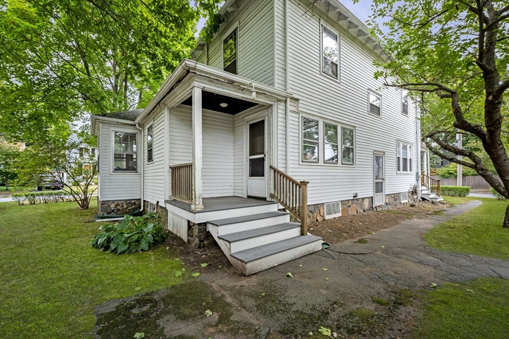 18 Cedar Street Marblehead, MA 01945 - Photo 35 of 36