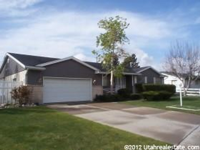 758 Shiloh Way Murray, UT 84107 - Photo 1 of 1