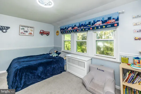 $350,000 | 505 Mason Avenue, Drexel Hill, PA 19026