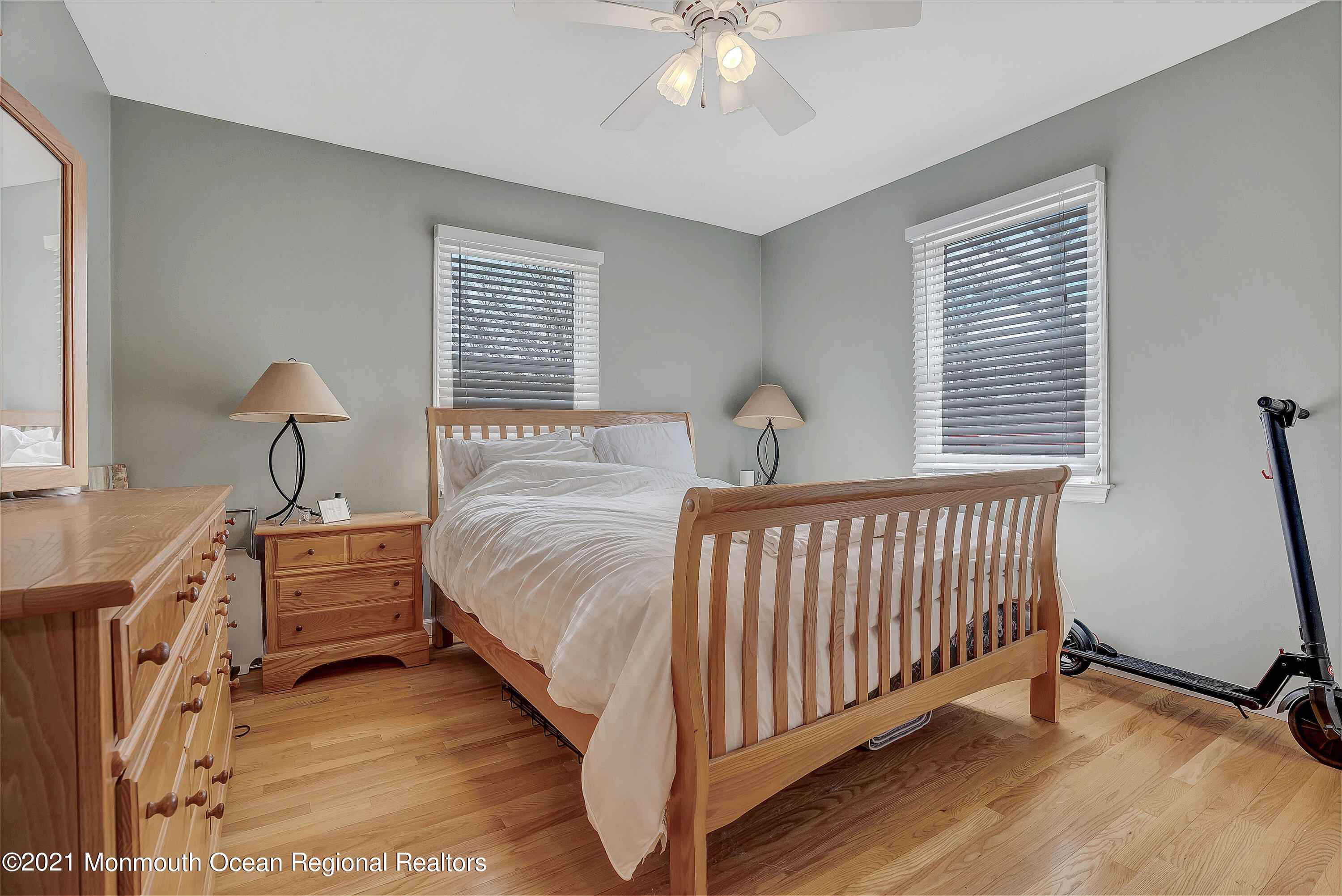 232 Highwood Road Oakhurst, NJ 07755 - Photo 11 of 24 EB8E4529-7E1B-4DD2-B692-6AABCB2DBC0E