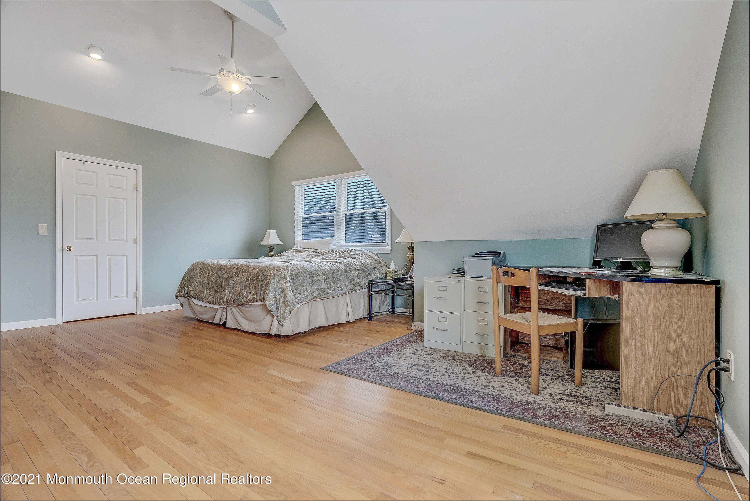 232 Highwood Road Oakhurst, NJ 07755 - Photo 15 of 24 C9299B76-2FFC-4CA7-AA98-41919D22C9A0