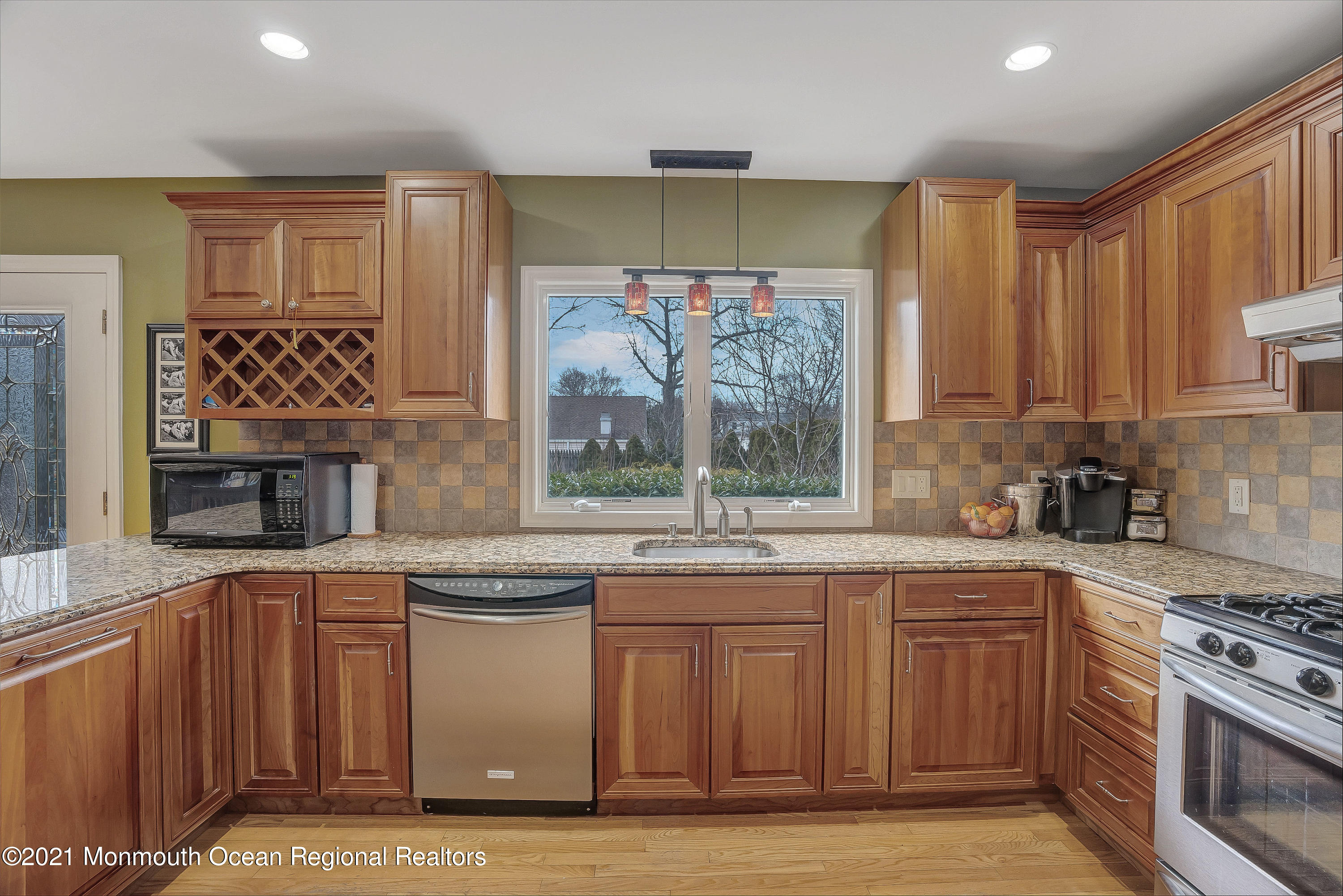 232 Highwood Road Oakhurst, NJ 07755 - Photo 18 of 24 9E1BCF34-0865-4591-93F2-92942D7B152B