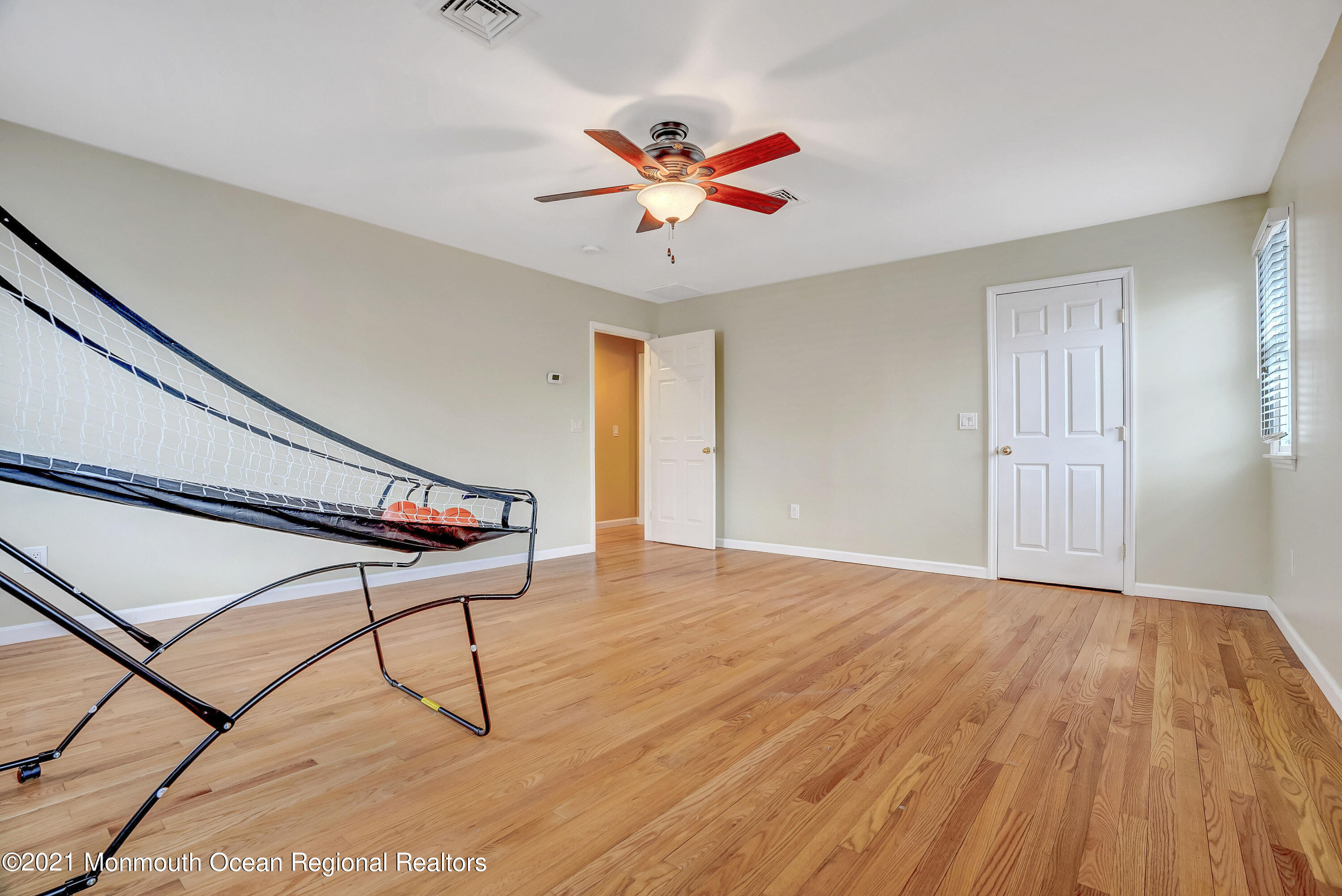 232 Highwood Road Oakhurst, NJ 07755 - Photo 4 of 24 B4B1006B-89B8-4A1B-92B4-F649EE18021B