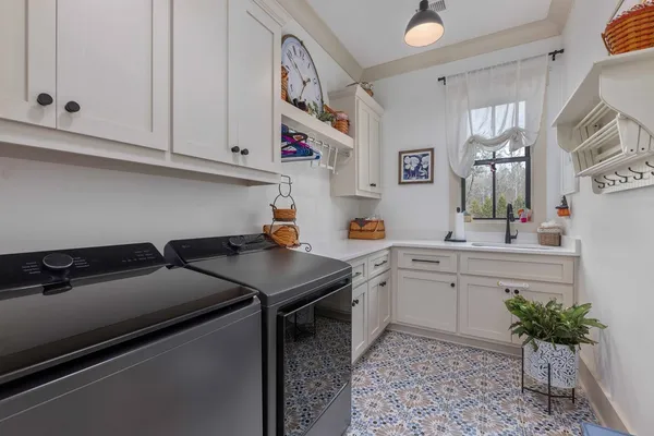 $949,900 | 3266 Confetti Blush Drive, Columbus, GA 31909