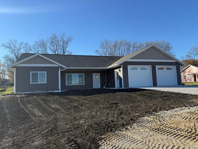 $395,000 | 307 Bryce Avenue, Lowry, MN 56349