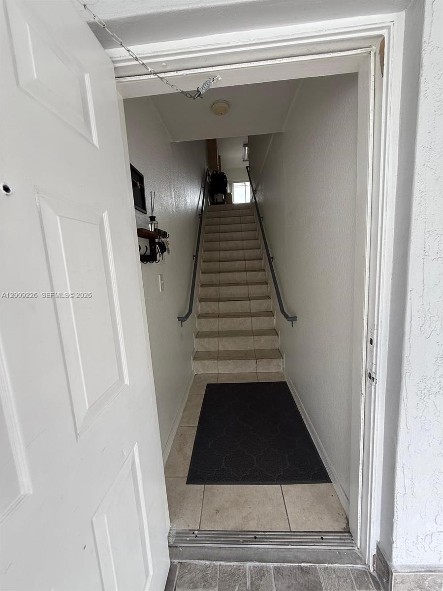 3514 West 76th Street, Unit 203 Hialeah, FL 33018 - Photo 18 of 39 a view of entryway