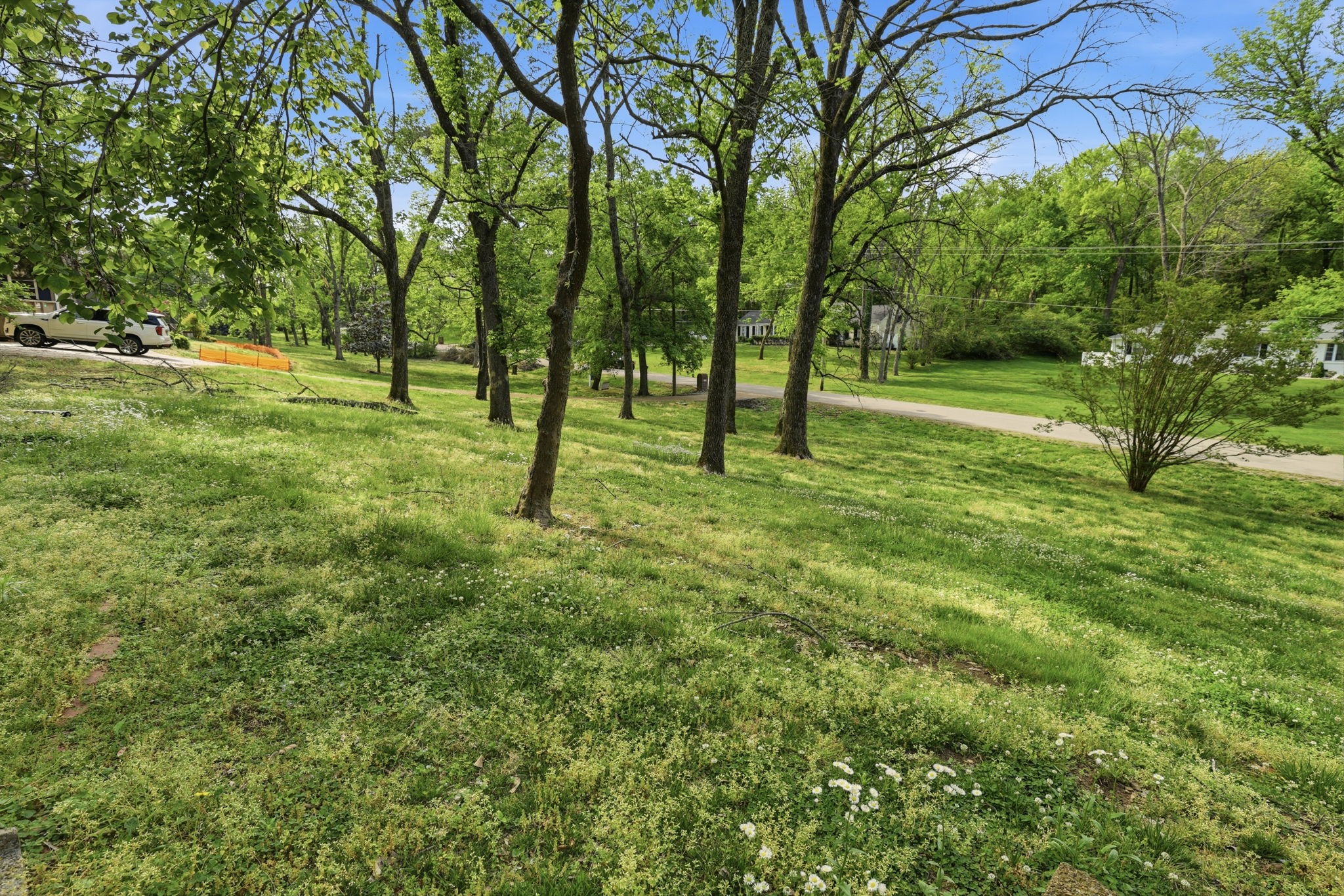 1318 Burton Valley Road Nashville, TN 37215 - Photo 25 of 26