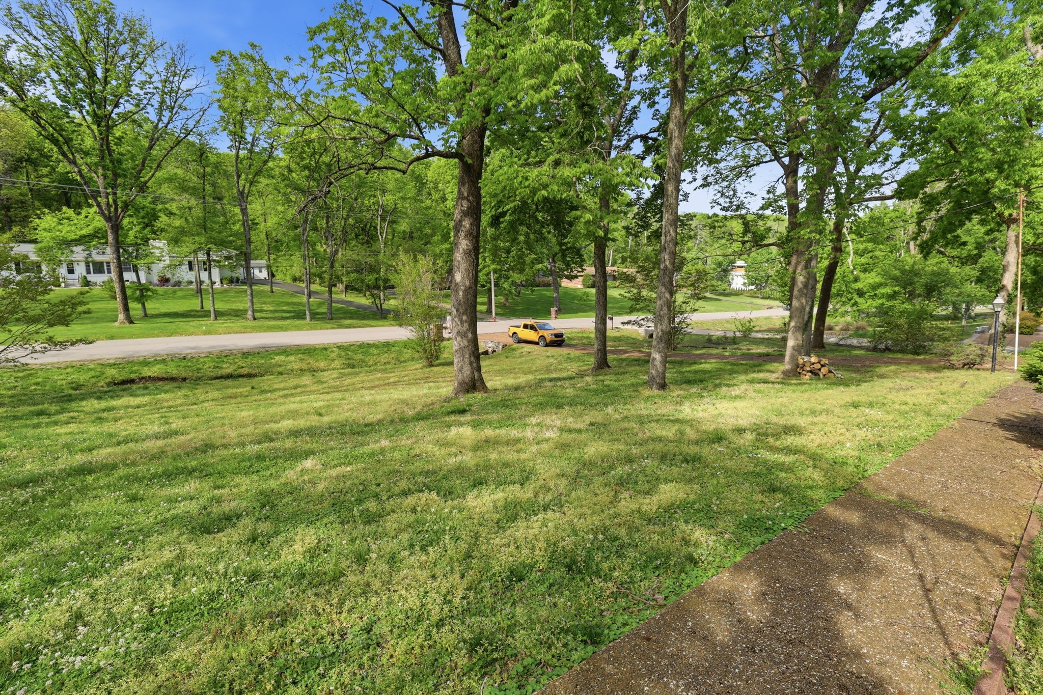 1318 Burton Valley Road Nashville, TN 37215 - Photo 26 of 26