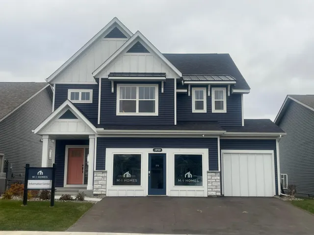 $575,000 | 1959 Oakpointe Drive, Waconia, MN 55387