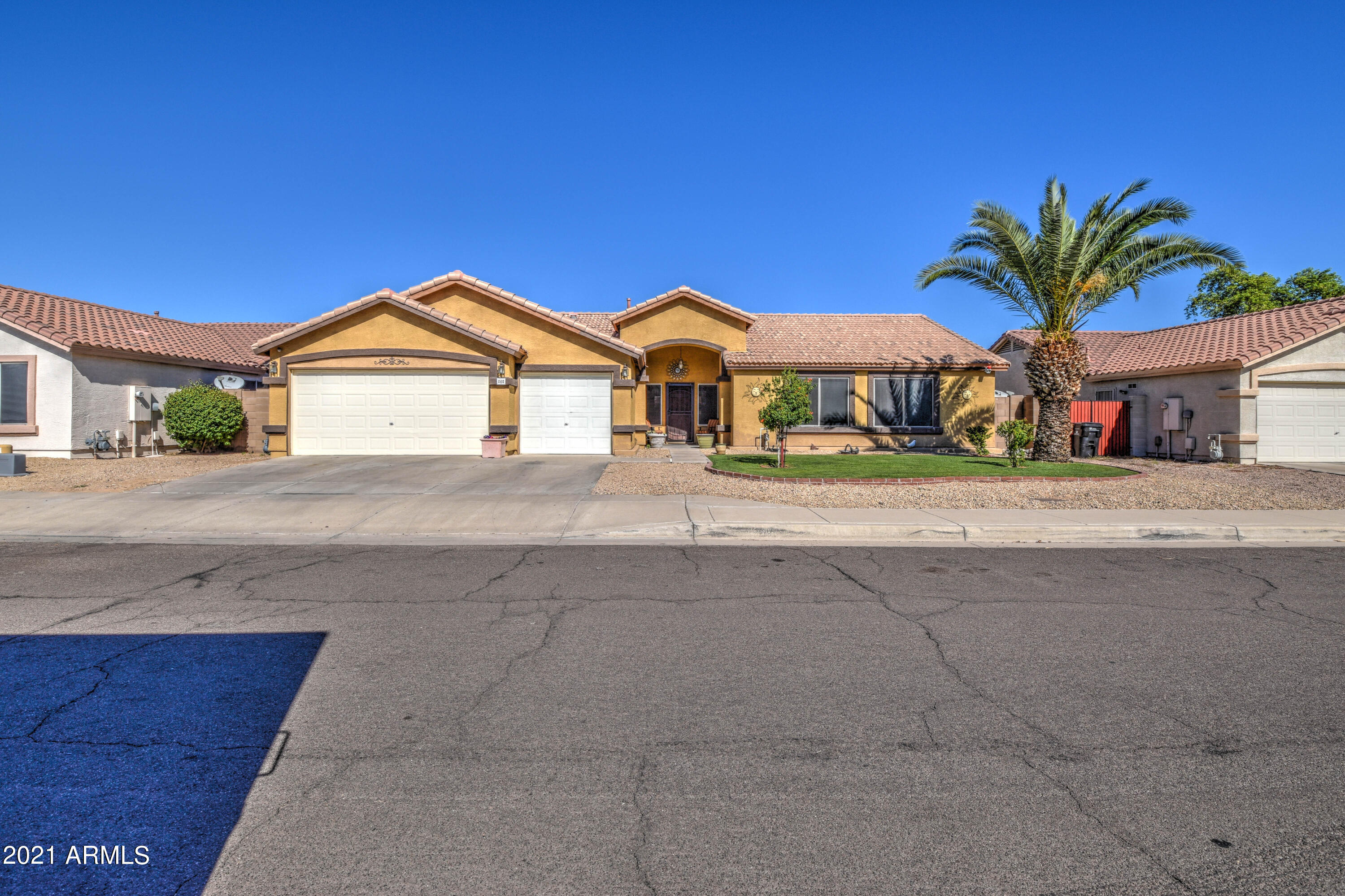 1502 East Darrel Road Phoenix, AZ 85042 - Photo 1 of 40 Front 1
