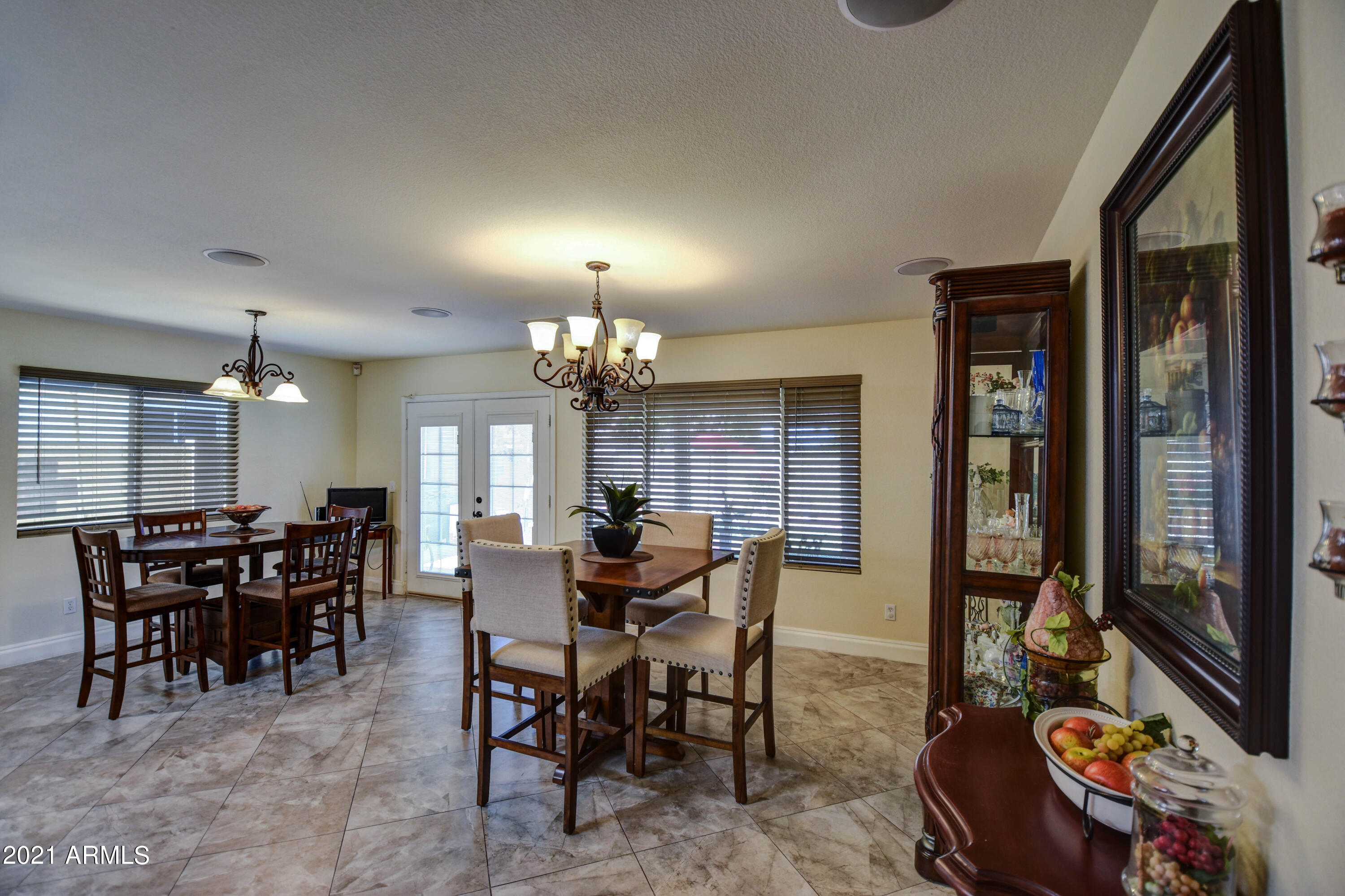 1502 East Darrel Road Phoenix, AZ 85042 - Photo 17 of 40 Kitchen 8
