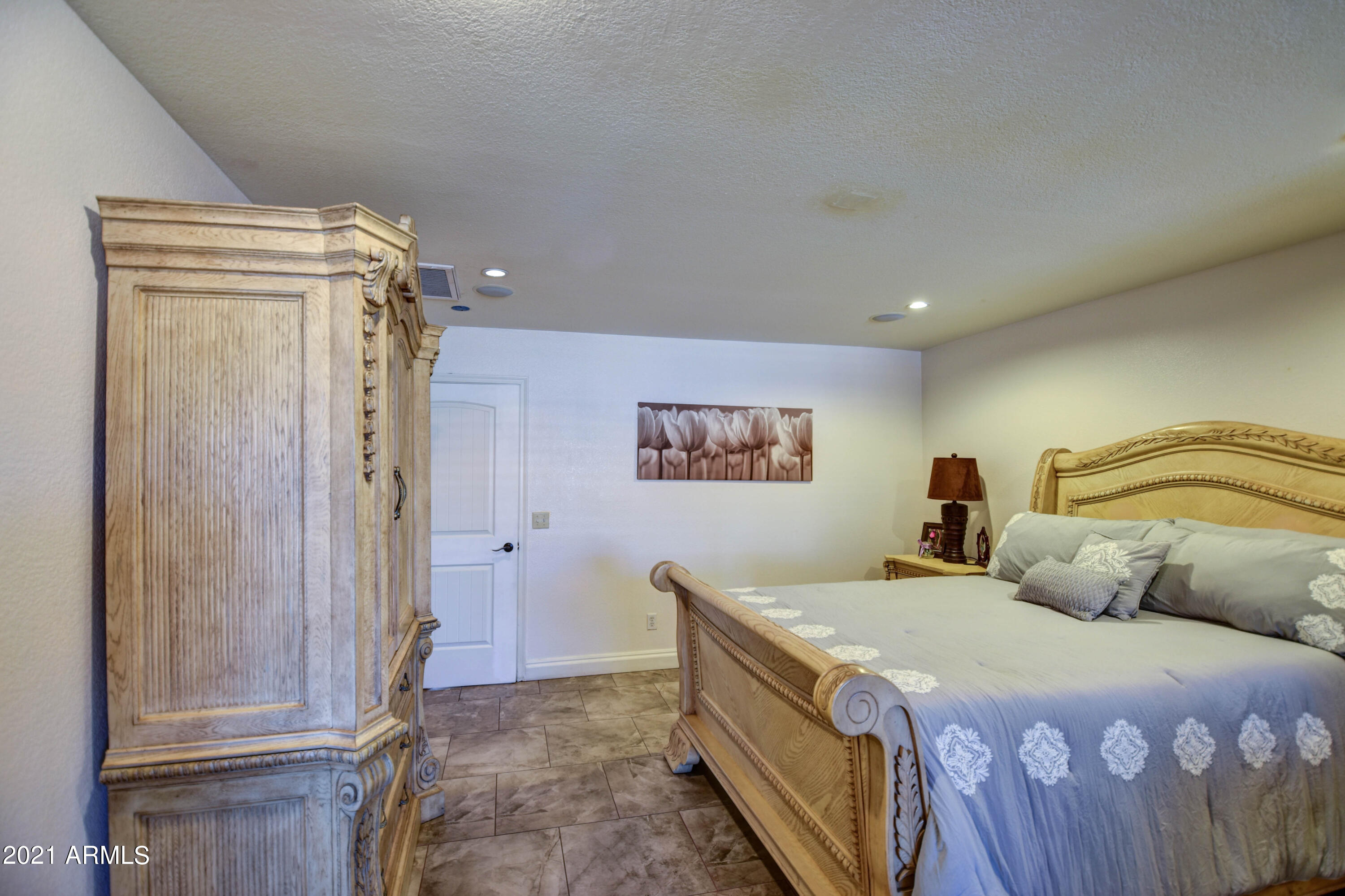 1502 East Darrel Road Phoenix, AZ 85042 - Photo 26 of 40 Master 2