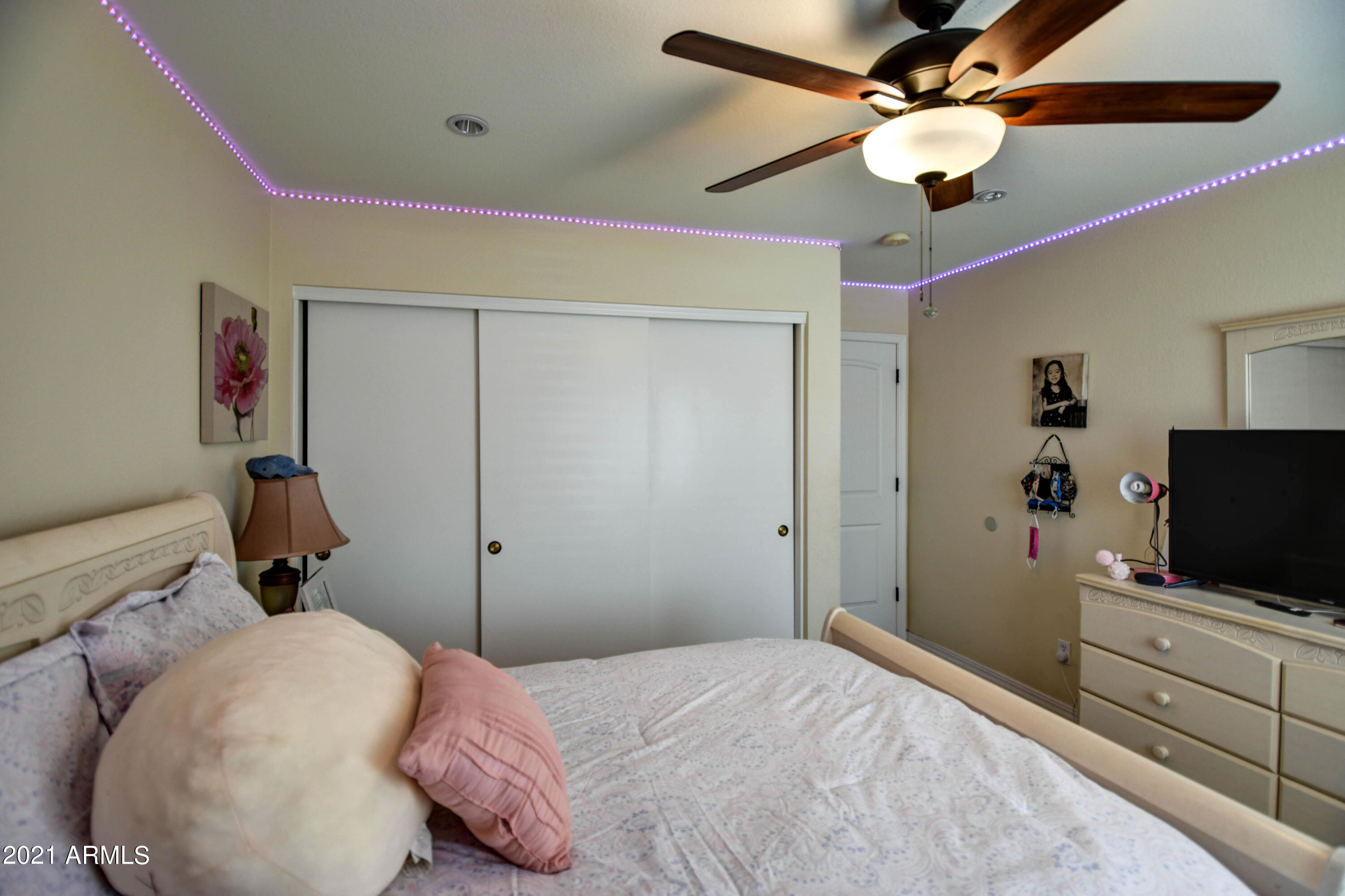 1502 East Darrel Road Phoenix, AZ 85042 - Photo 8 of 40 Bedroom 3-pic 2