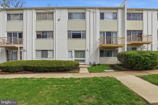 $175,000 | 3117 University Boulevard West, Unit 3117, Kensington, MD 20895