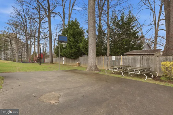 $175,000 | 3117 University Boulevard West, Unit 3117, Kensington, MD 20895