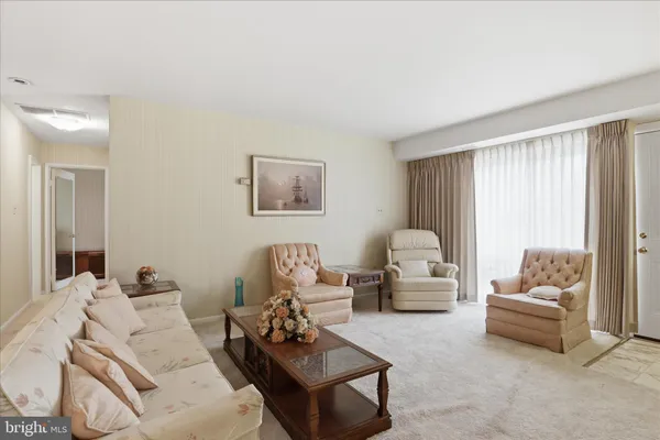 $175,000 | 3117 University Boulevard West, Unit 3117, Kensington, MD 20895