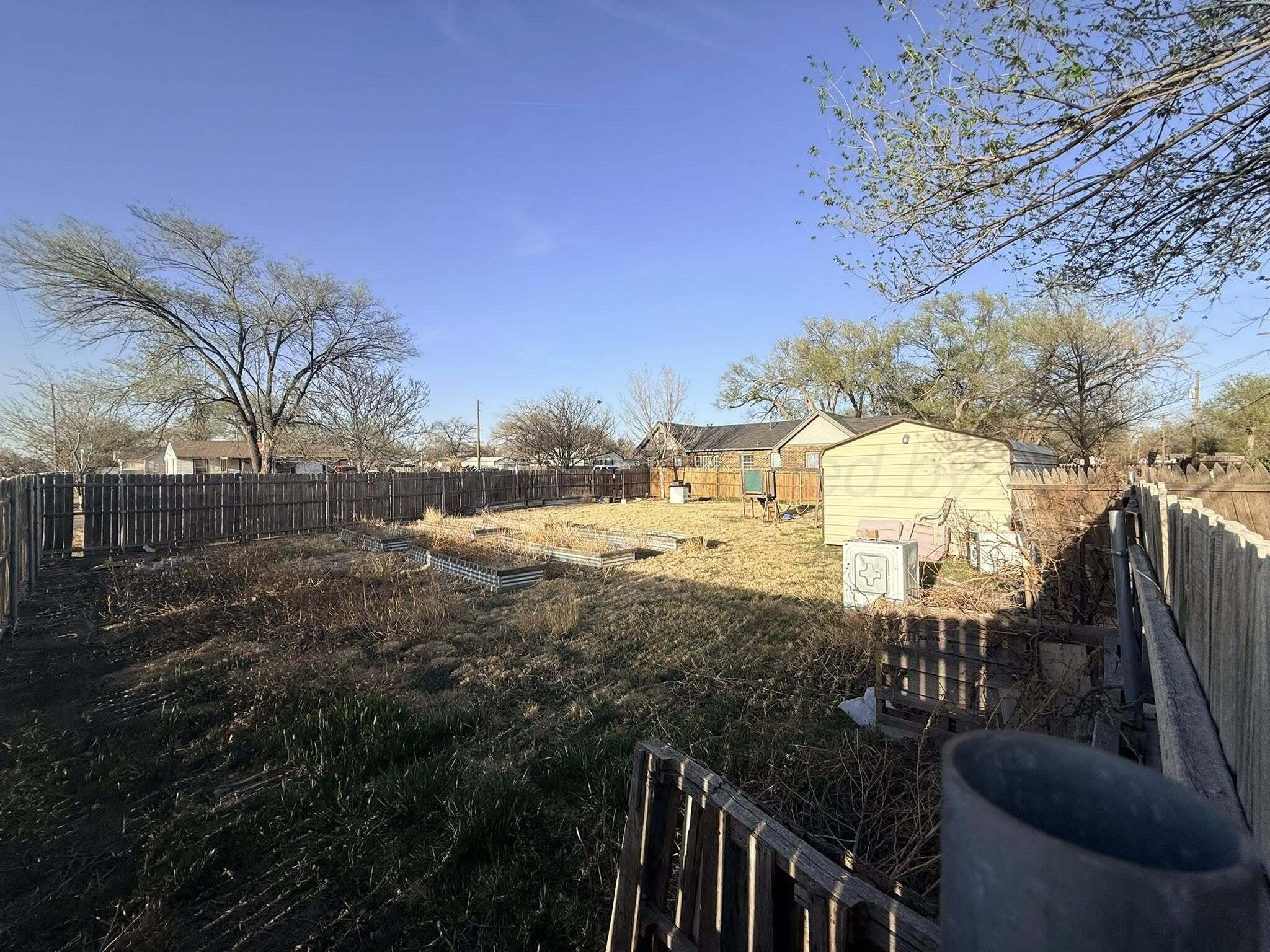 529 Southwest 44th Avenue Amarillo, TX 79110 - Photo 4 of 7 659055819_10162816109810868_876915201740