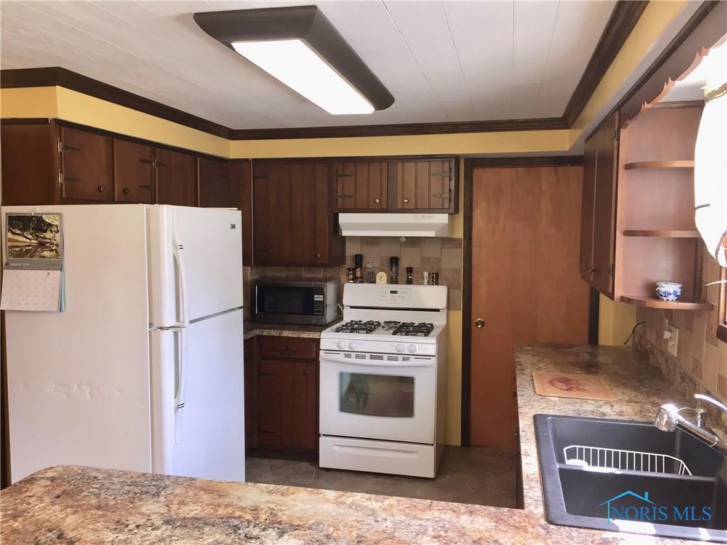 2996 North Downing Road Genoa, OH 43430 - Photo 11 of 17 Gallery Image 11