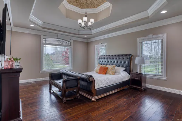 $1,425,000 | 5977 Medinah Drive, Newburgh, IN 47630
