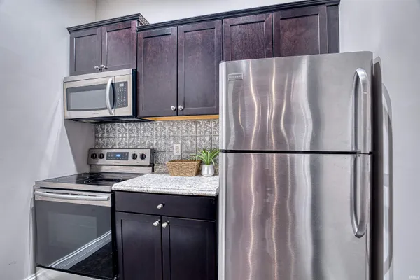 $1,475,000 | 5977 Medinah Drive, Newburgh, IN 47630