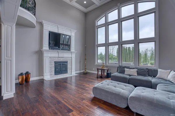 $1,425,000 | 5977 Medinah Drive, Newburgh, IN 47630