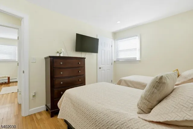 $550,000 | 77 Ethel Street, Woodbridge, NJ 08840