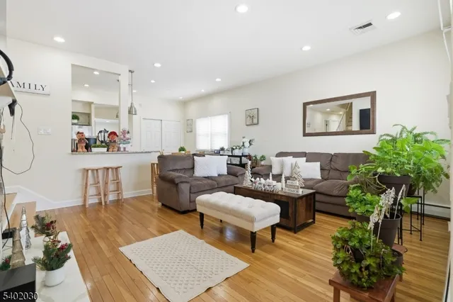 $550,000 | 77 Ethel Street, Woodbridge, NJ 08840