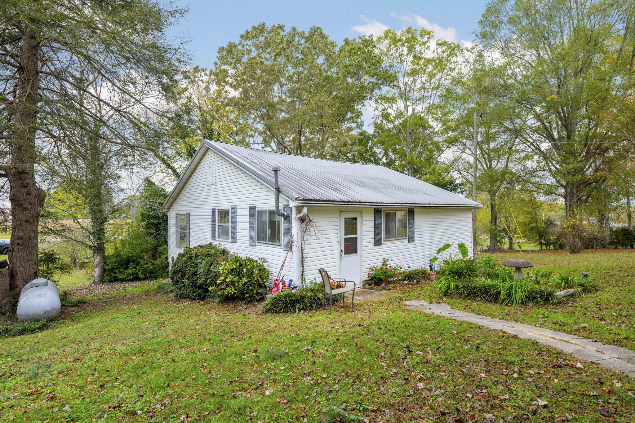 2565 Ringgold Road LaFayette, GA 30728 - Photo 6 of 28 7-web-or-mls-DSC_5338