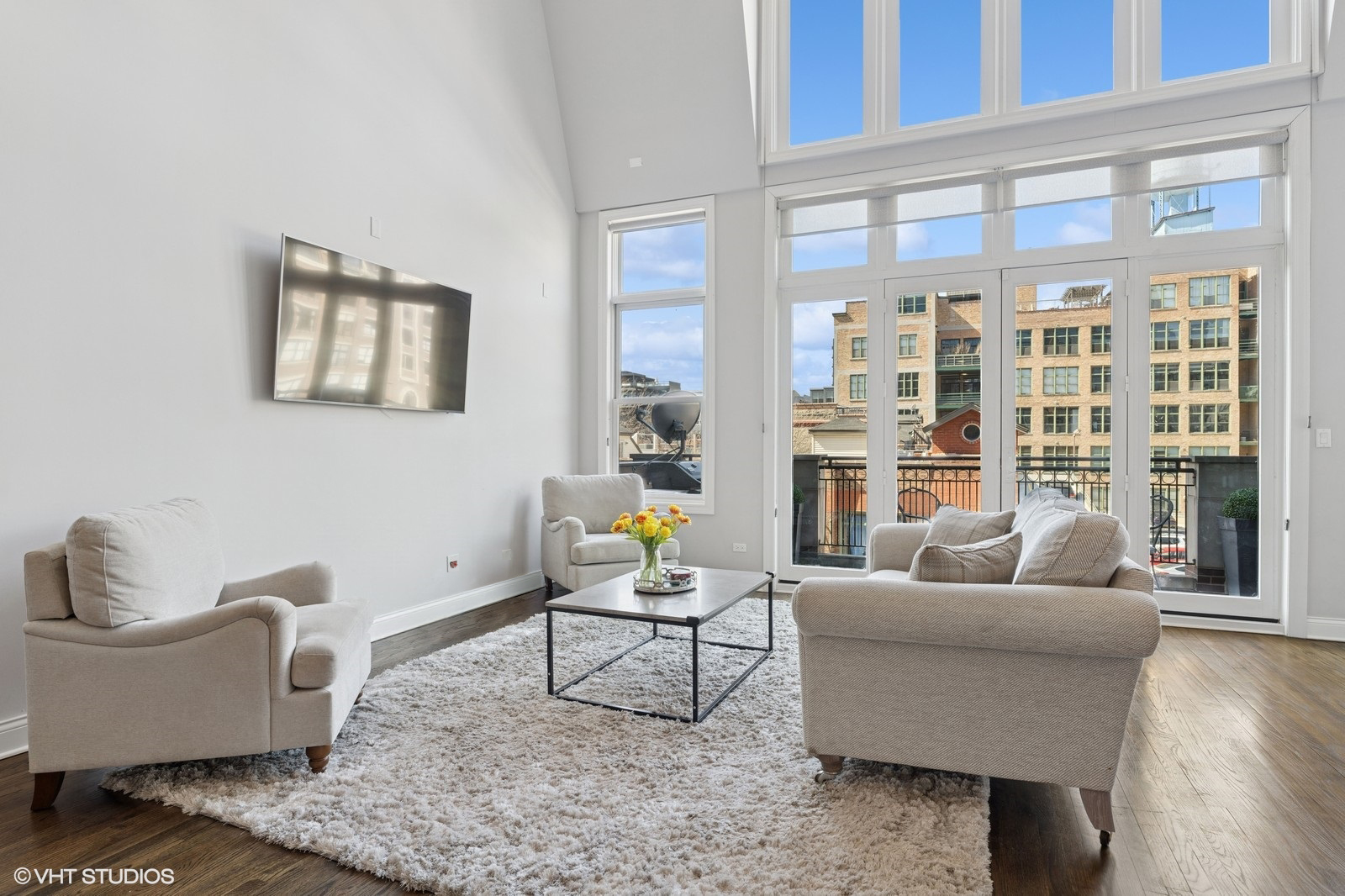 29 North Morgan Street, Unit PH Chicago, IL 60607 - Photo 3 of 23 Gallery Image 3
