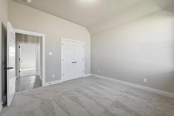 $439,223 | 105 Cattleman Drive, Poolville, TX 76487