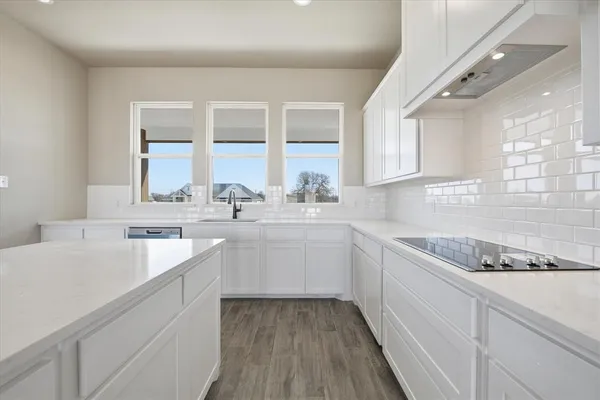 $439,223 | 105 Cattleman Drive, Poolville, TX 76487