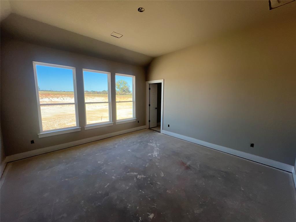 105 Cattleman Drive Springtown, TX 76082 - Photo 8 of 10