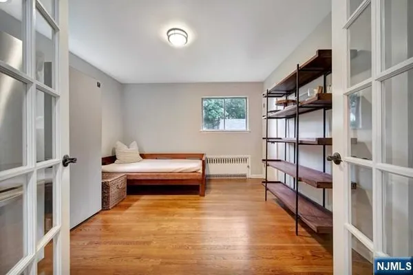 $5,300 | 352 Durie Avenue, Closter, NJ 07624