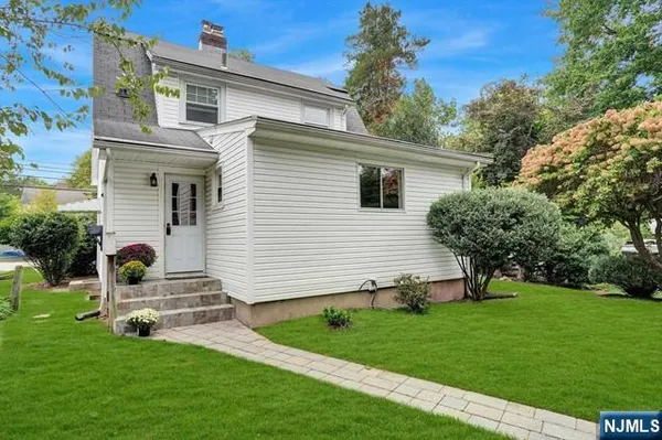 $5,300 | 352 Durie Avenue, Closter, NJ 07624